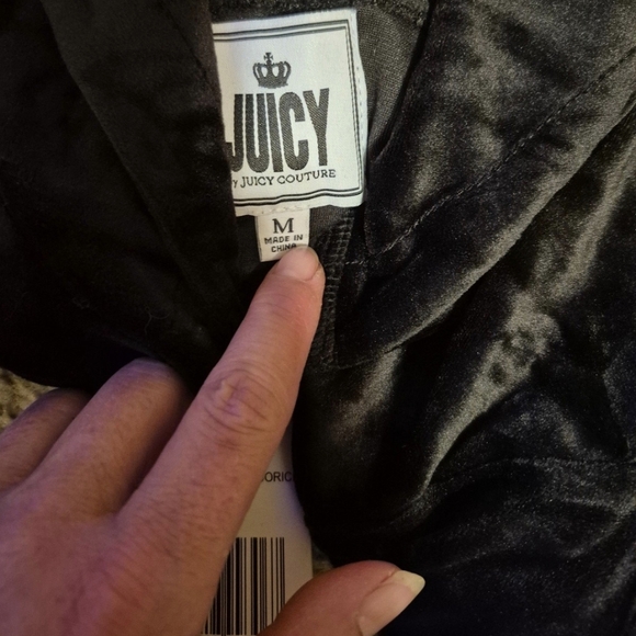 JUICY COUTURE BLACK VELOUR HOODIE JACKET SIZE M - Picture 4 of 7